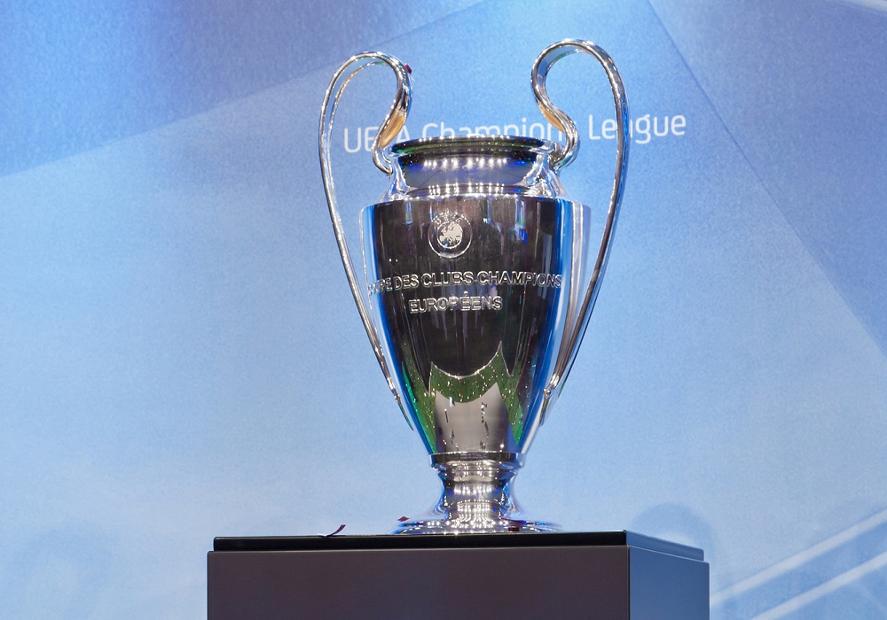 La UEFA ha deciso: finale di CHAMPIONS spostata a PARIGI